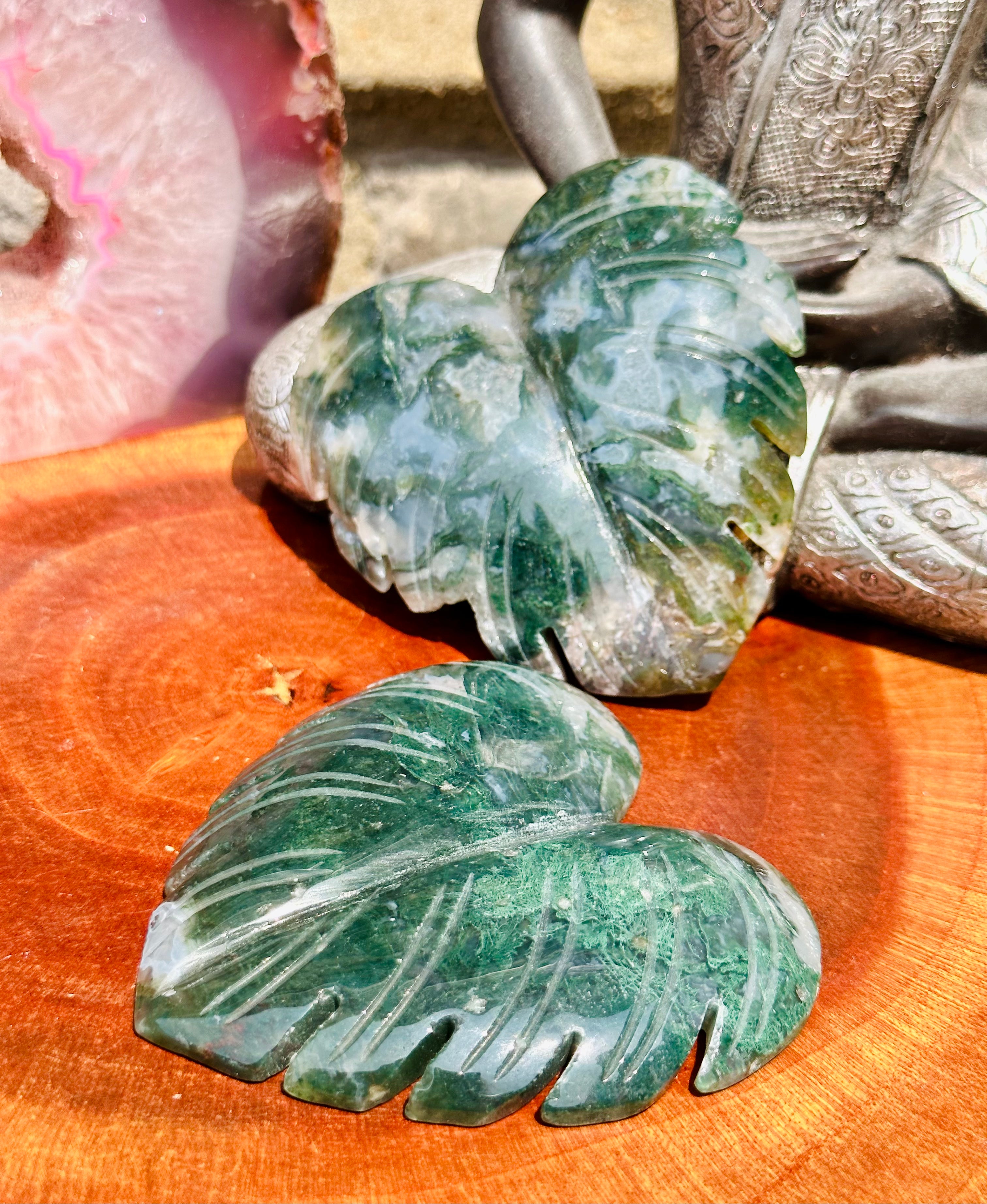 Moss Agate Monstera Leaf Carving